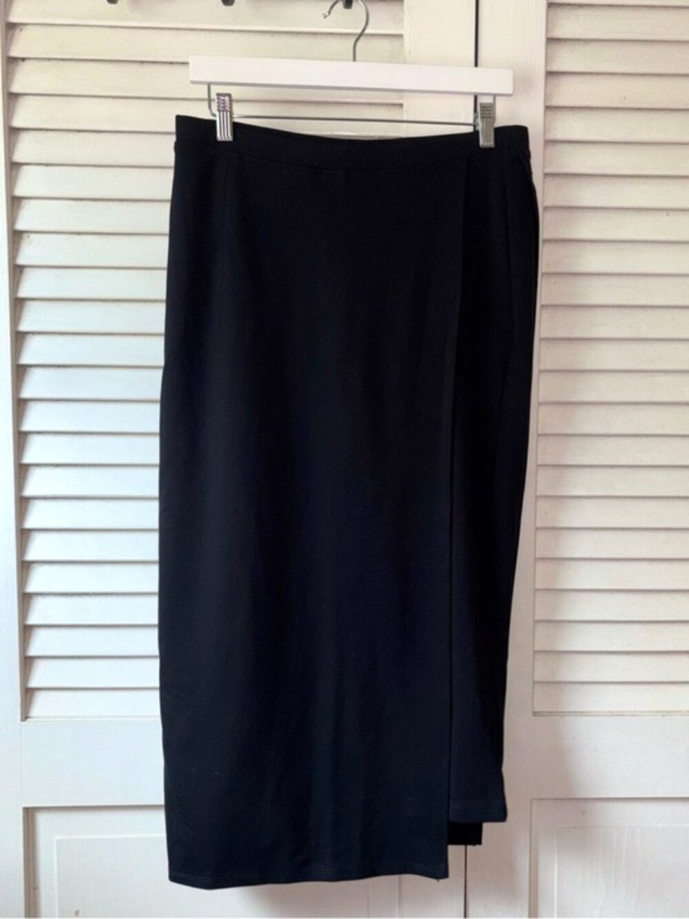 Betabrand The Sassiest Pants Large Black Skirt Overlay Cropped Ponte Pants - Picture 3 of 6